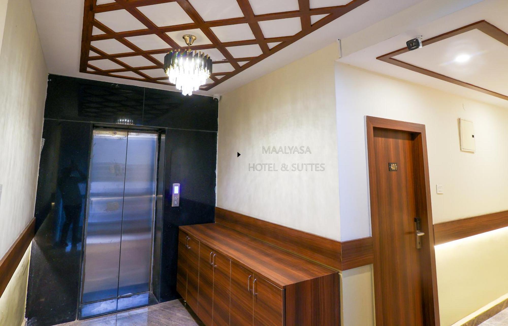 היידראבד Maalyasa Hotel And Suites מראה חיצוני תמונה