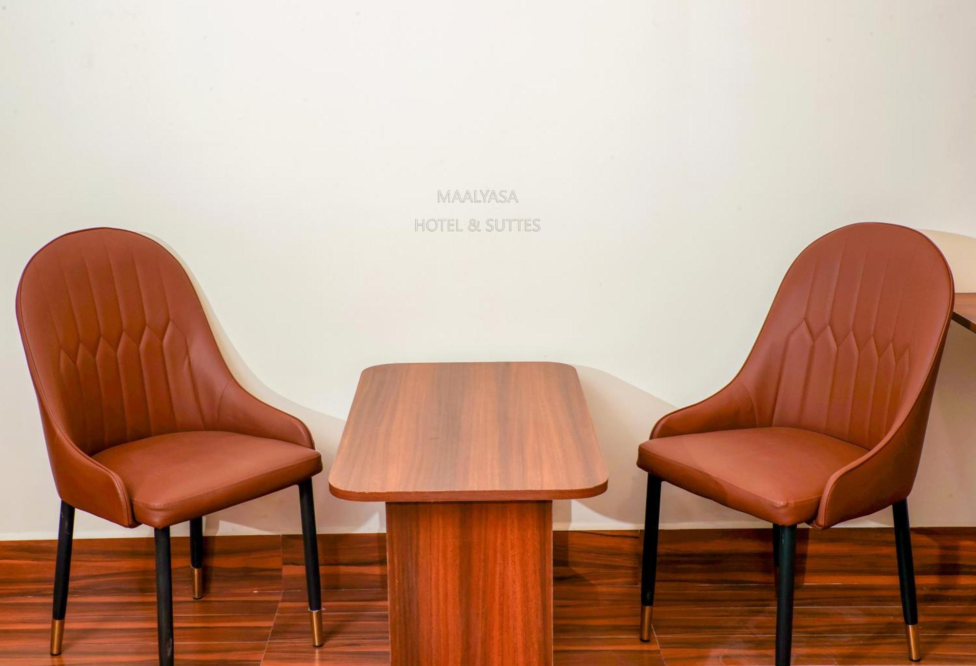 היידראבד Maalyasa Hotel And Suites מראה חיצוני תמונה